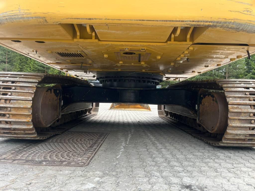 CAT 326 07A Next Gen Paletli ekskavatörler