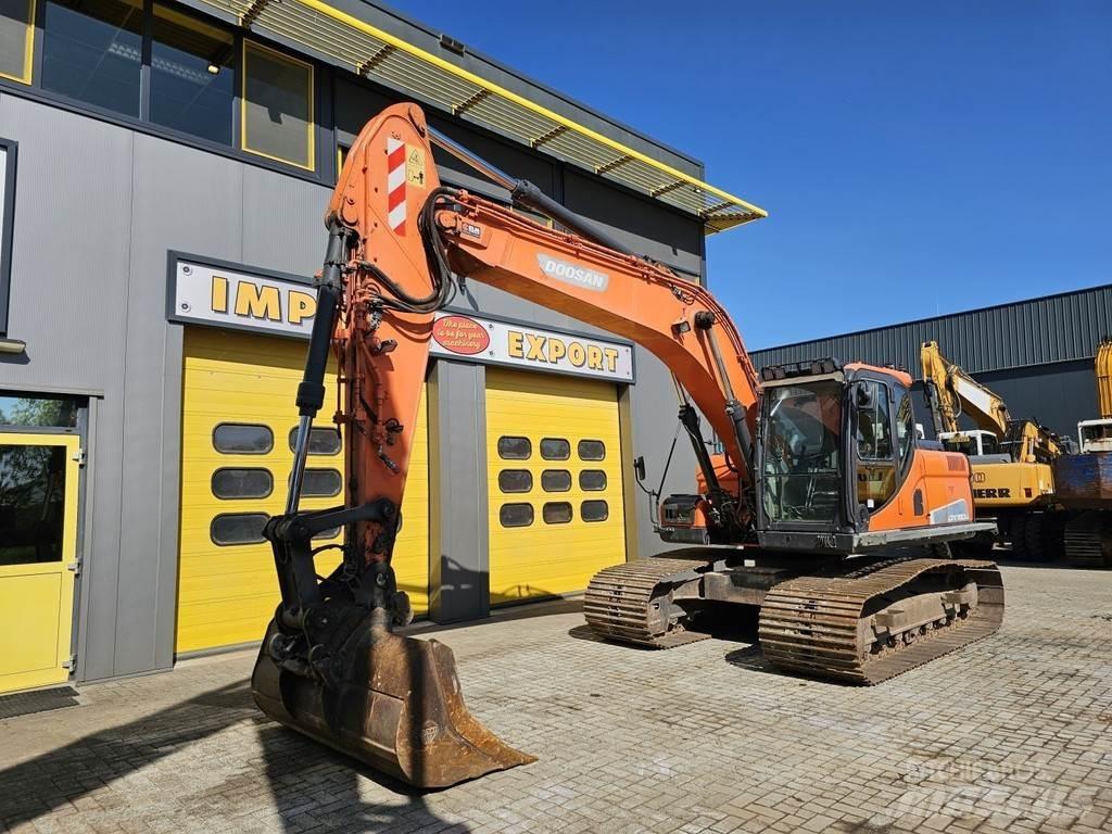 Doosan DX180LC Paletli ekskavatörler