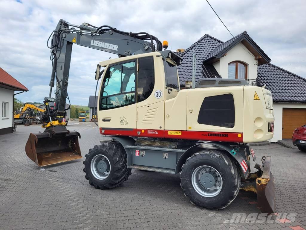Liebherr 916 Lastik tekerli ekskavatörler
