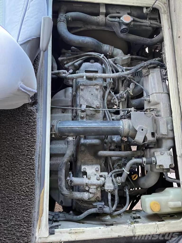 Nissan Civilian Sehirlerarasi otobüsler