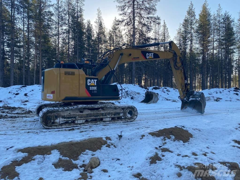 CAT 320 EL Paletli ekskavatörler