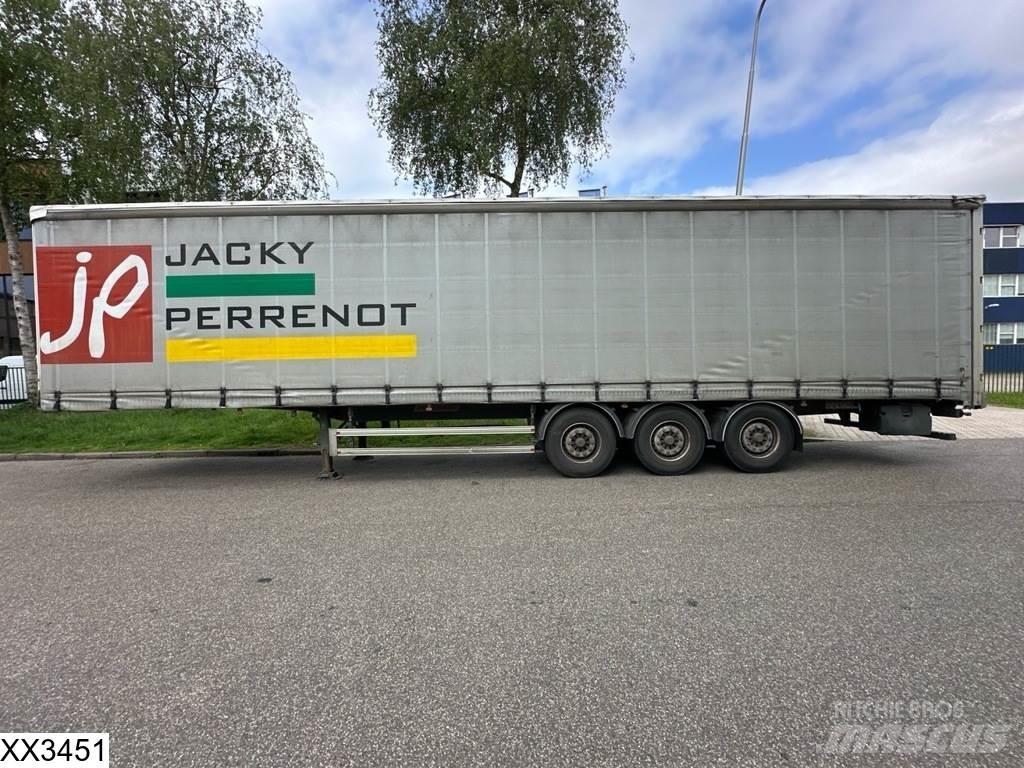 Fruehauf Tautliner Perdeli yari çekiciler