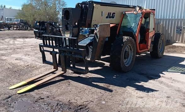 JLG 1055 Teleskopik yükleyiciler