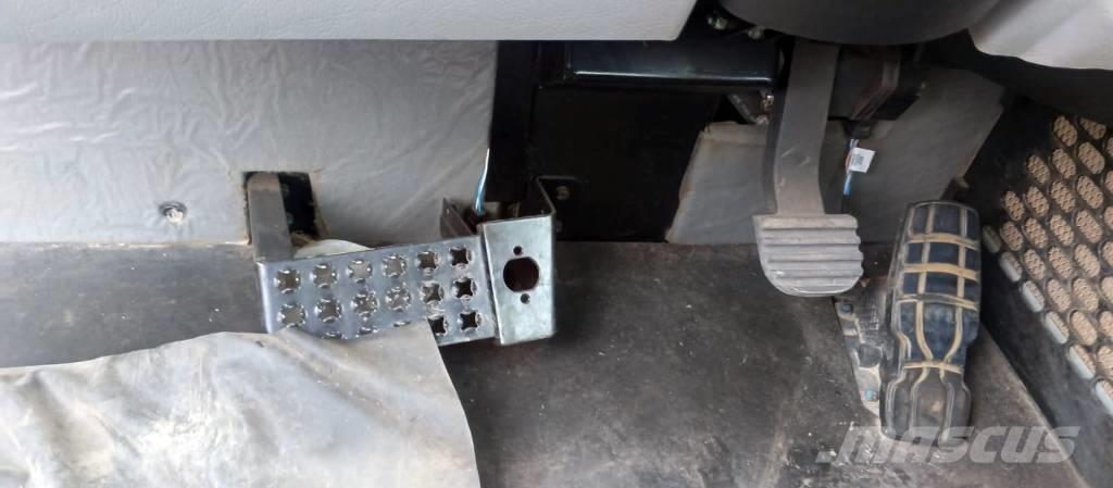 CAT 730 C 2 Belden kirma kaya kamyonu