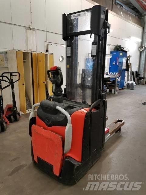 Toyota SPE120L Yaya kumandali istif makinasi