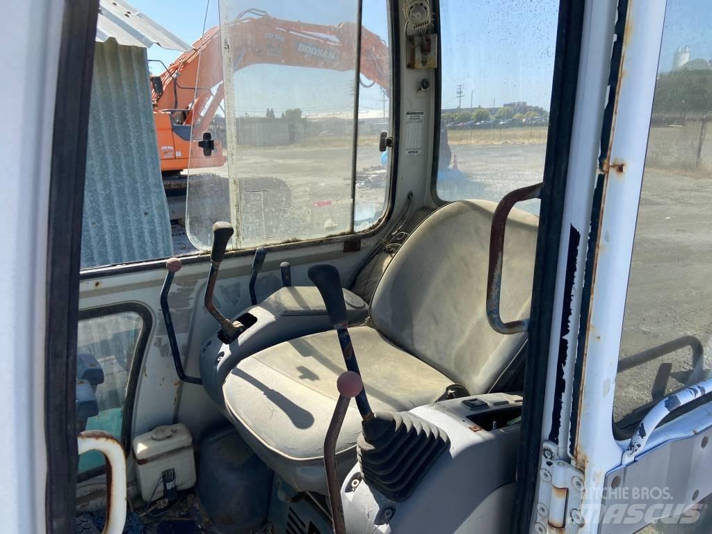 Hyundai ROBEX 450 Paletli ekskavatörler