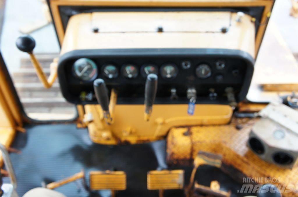 Komatsu D155A-1 Dozerler