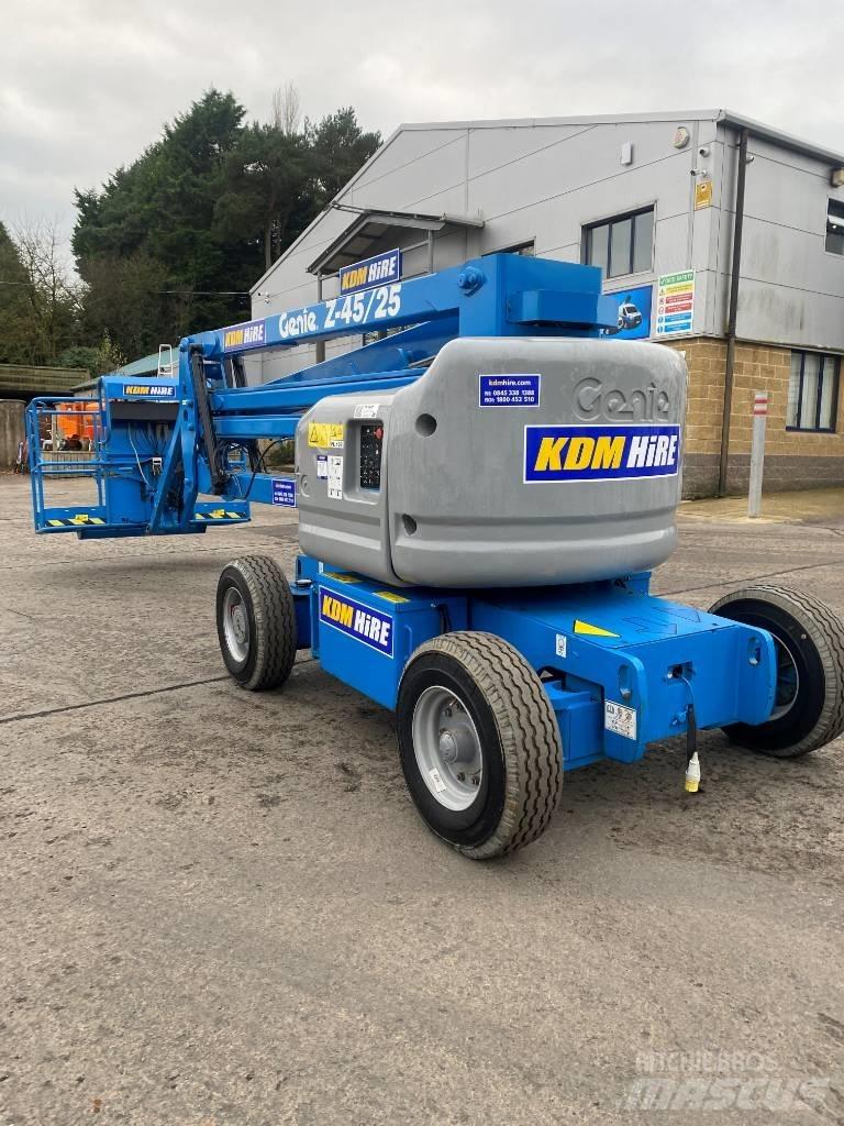 Genie Z 45/25 J Körüklü personel platformları