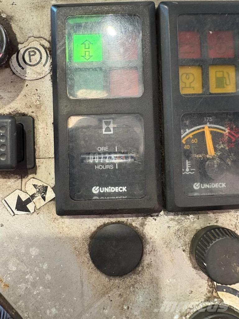 Combilift C 8000 4 yönlü reach truck