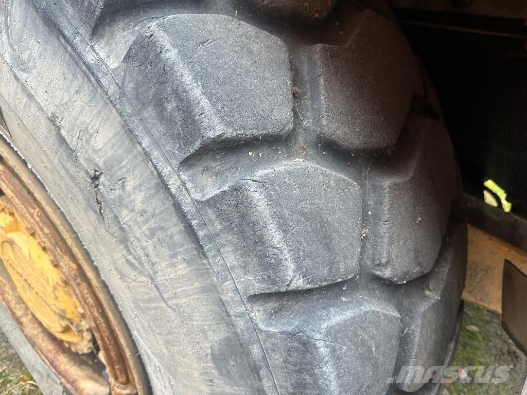 Volvo BM A25 6x6 Belden kirma kaya kamyonu