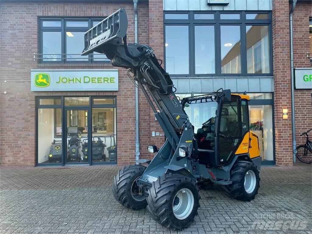 GiANT V5003 Teleskopik yükleyiciler
