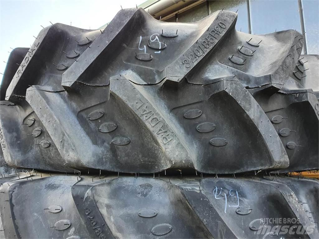 BKT 320/85R20 x2 Tekerlekler