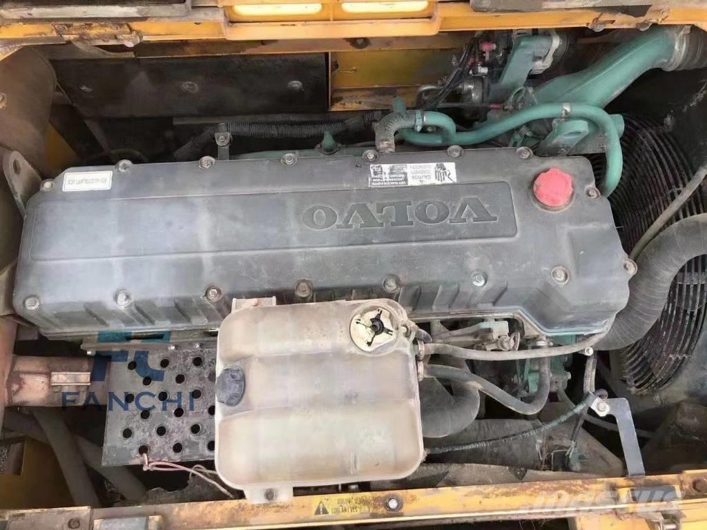 Volvo EC 460 B LC Paletli ekskavatörler