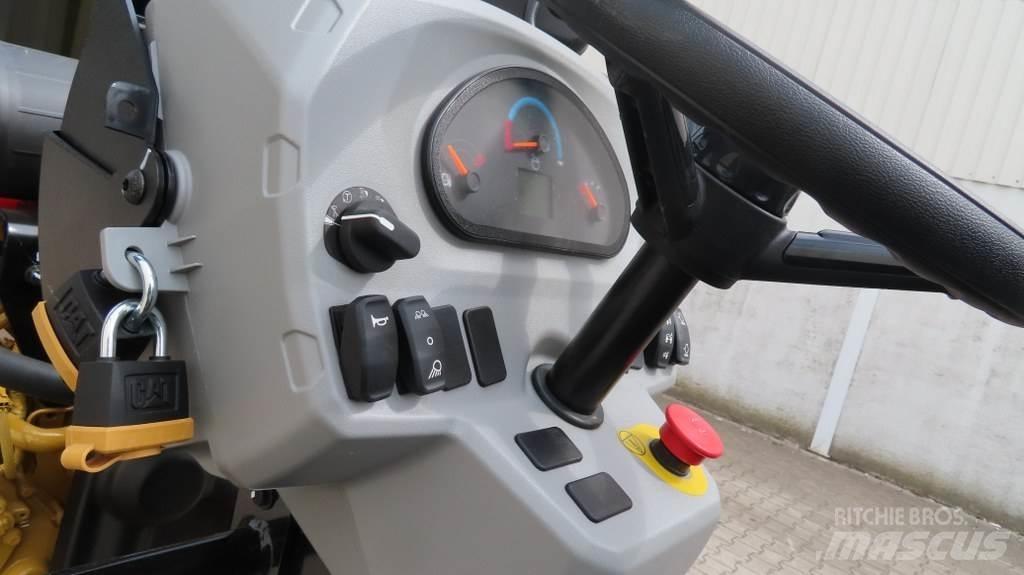 CAT CB4.0 Çift tamburlu silindirler