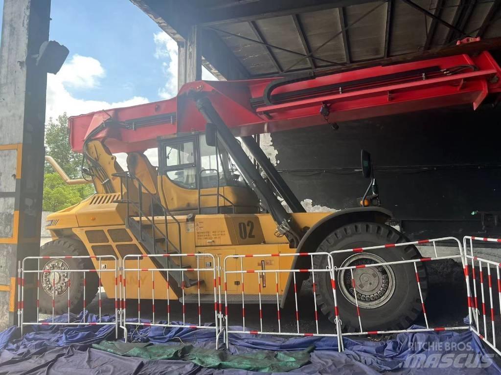 Sany SRSC 45V Konteyner istifleyiciler - reach stacker