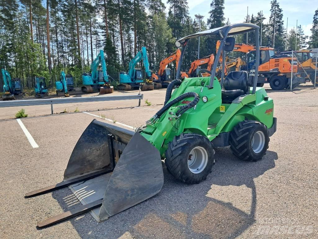 Avant 630 Çok amaçlı yükleyiciler