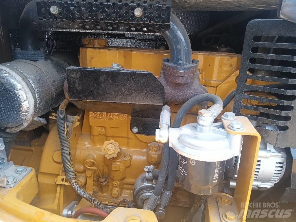 CAT 304 C Paletli ekskavatörler
