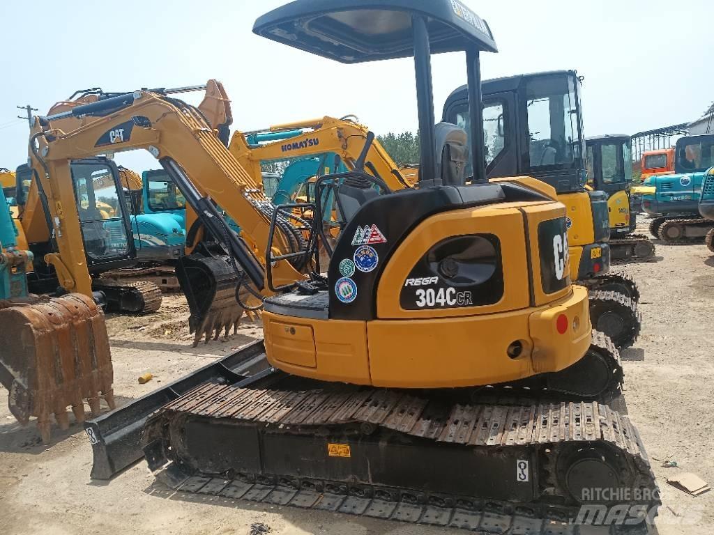 CAT 304 C Paletli ekskavatörler