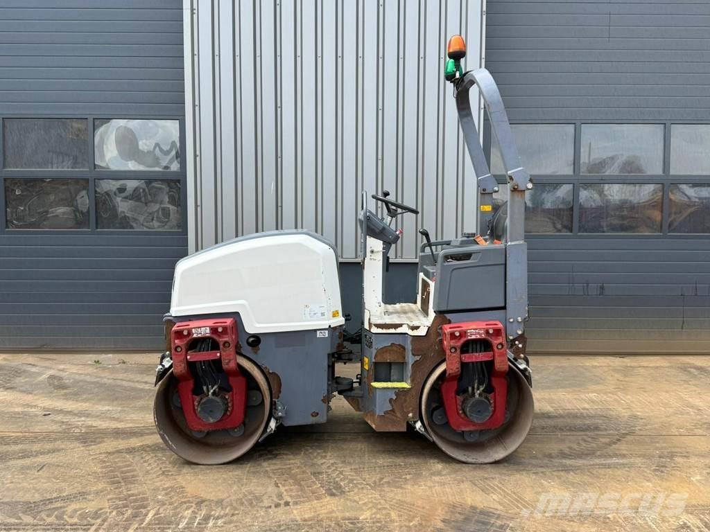 Dynapac CC1200 Çift tamburlu silindirler