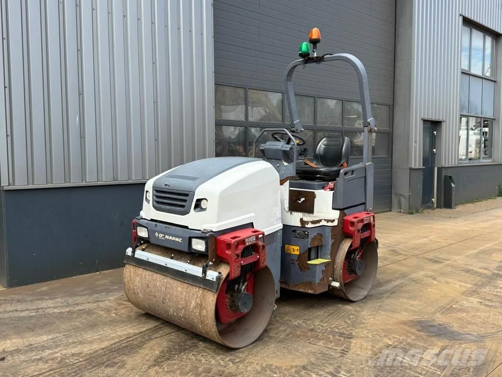 Dynapac CC1200 Çift tamburlu silindirler