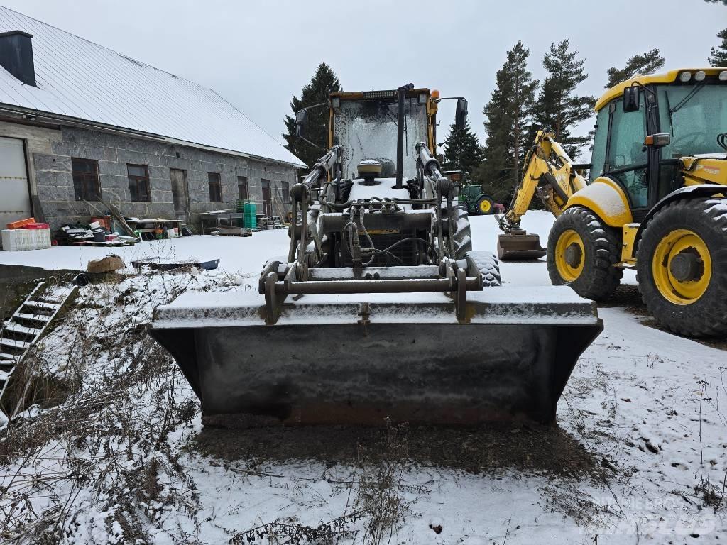 Valmet 6000 4x4 Kazıcı yükleyiciler - beko loder