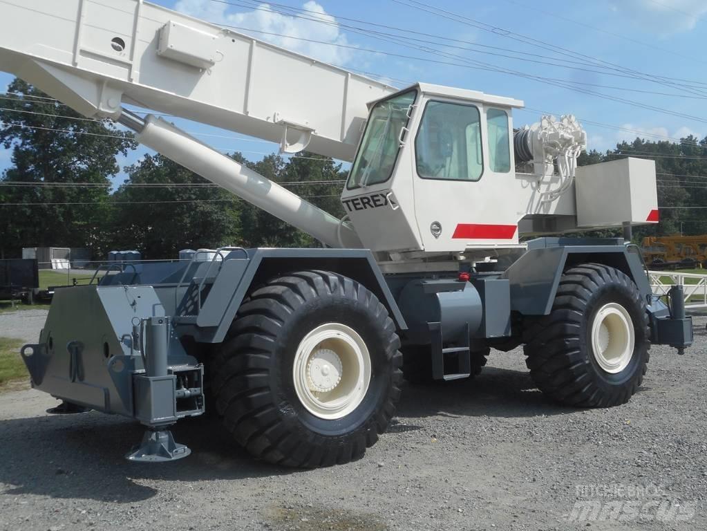 Terex RT 450 Arazi Tipi Vinçler (RT)