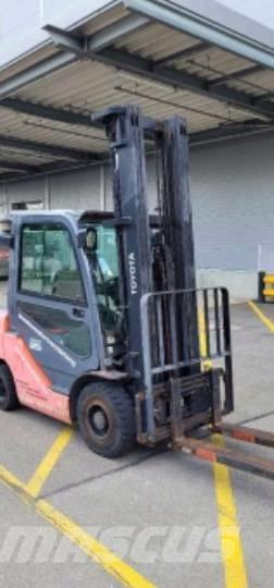 Toyota 02-8 FDF 25 Dizel forkliftler