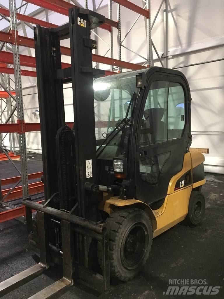 CAT DP 35 N Dizel forkliftler
