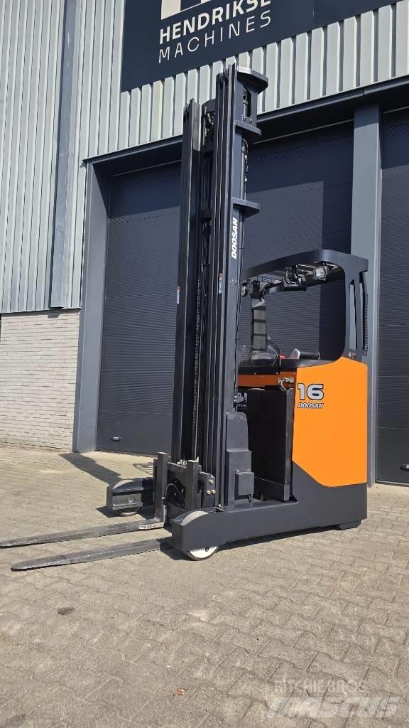 Doosan BR 16 JW-7 Reach truck - depo içi istif araçları