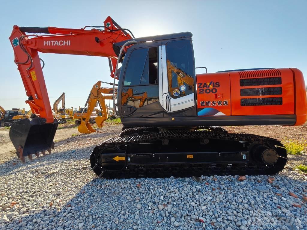 Hitachi ZX 200 Paletli ekskavatörler