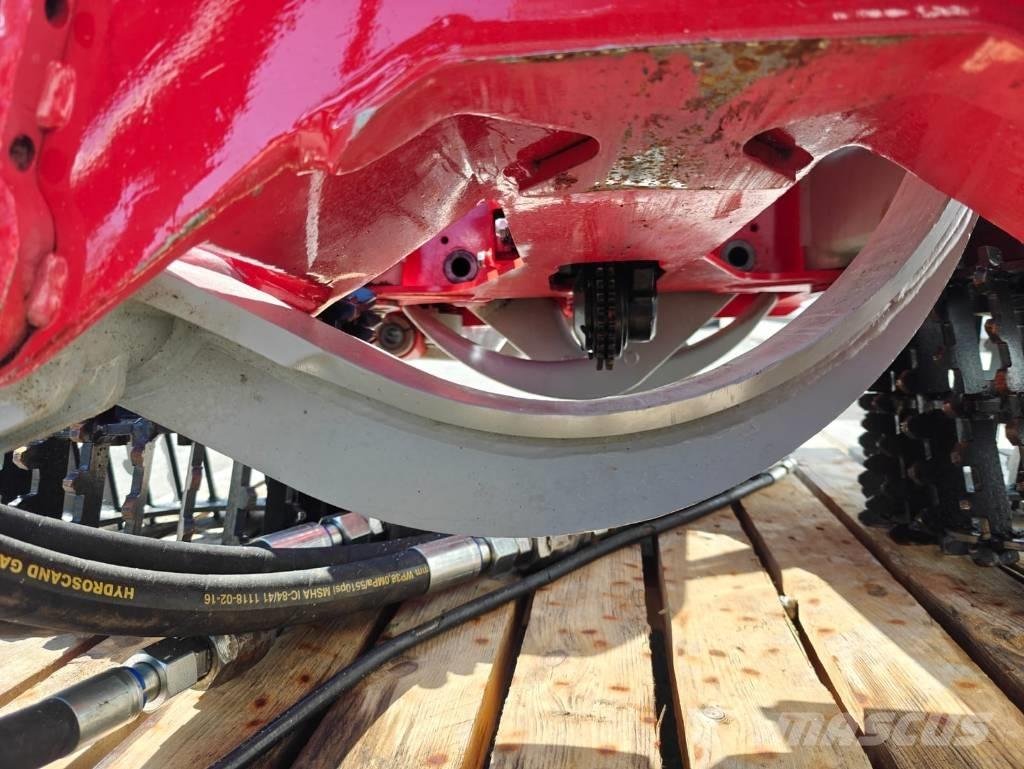 Log Max 5000 D Agaç kesme robotlari