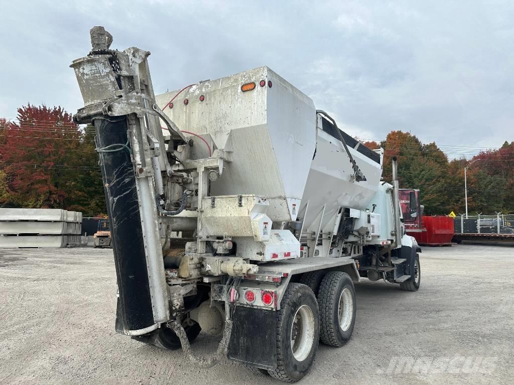 Freightliner 108 SD Diger kamyonlar