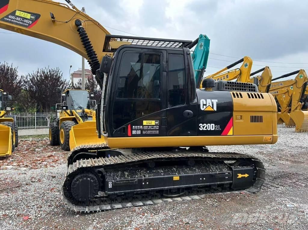 CAT 320 D Paletli ekskavatörler