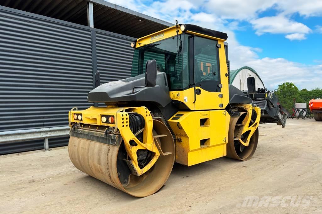 Bomag BW 174 AP-4V Çift tamburlu silindirler