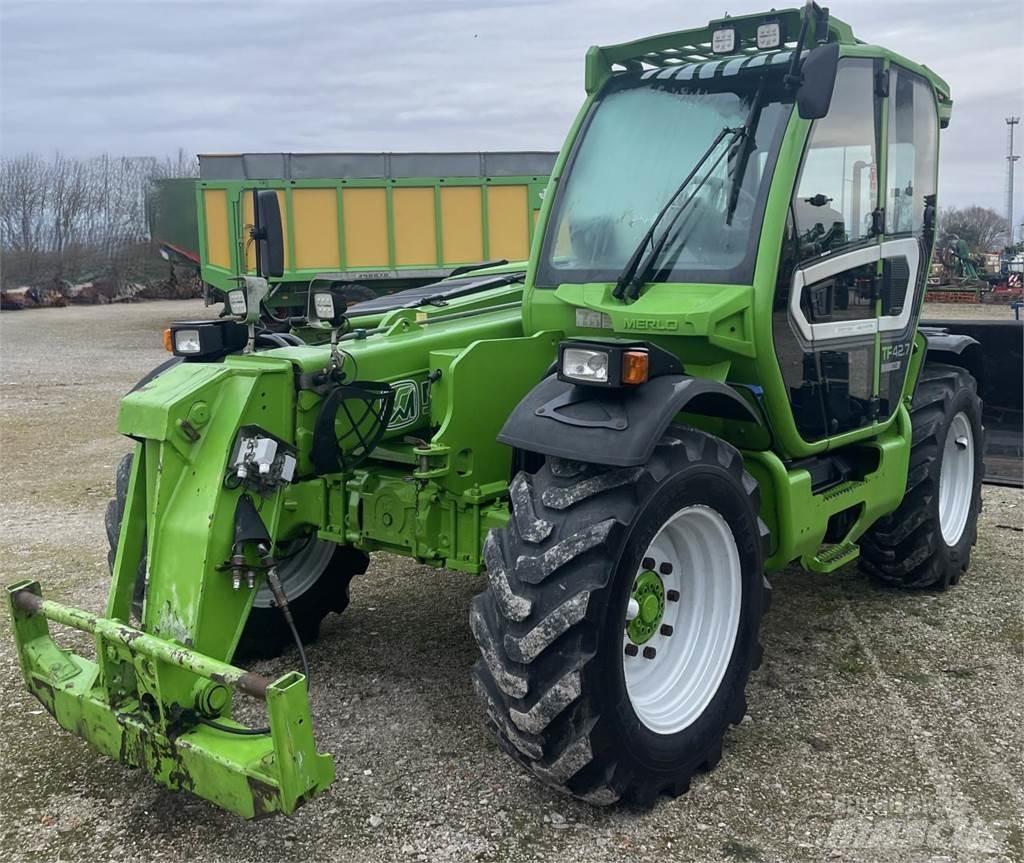 Merlo 42.7-140 Tarimsal teleskopik yükleyiciler