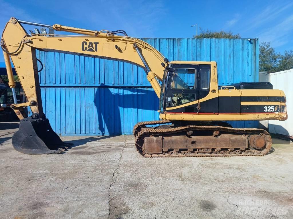 CAT 325 Paletli ekskavatörler