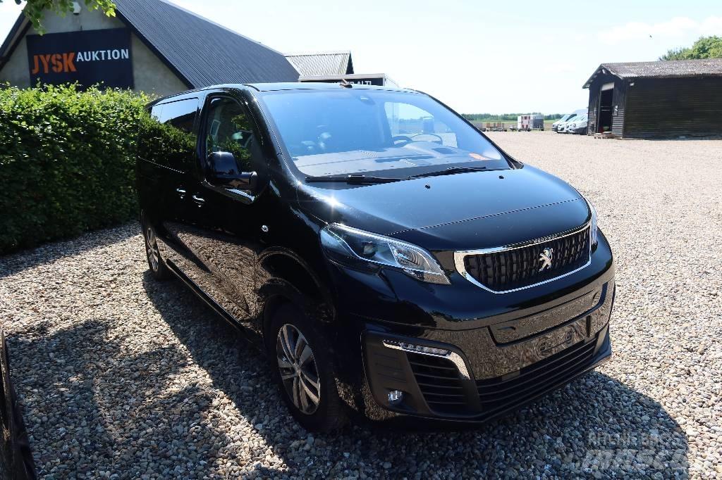 Peugeot E-Traveller Otomobiller