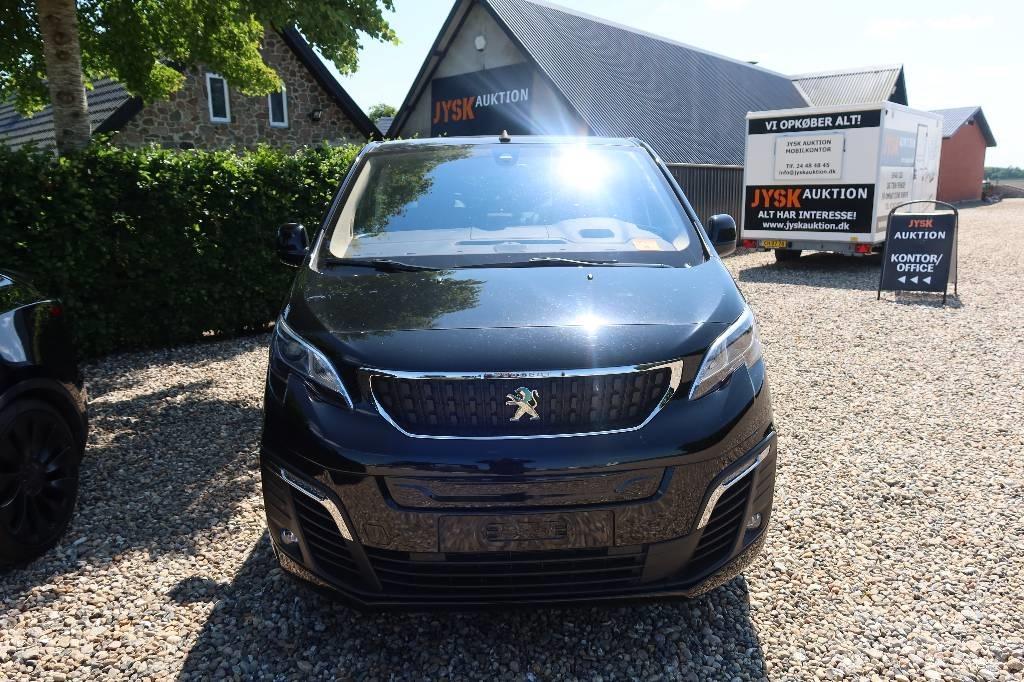 Peugeot E-Traveller Otomobiller