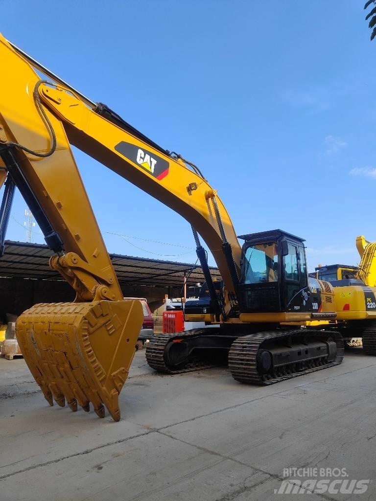 CAT 330 D Paletli ekskavatörler