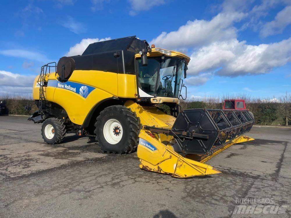 New Holland CX 780 Biçerdöverler
