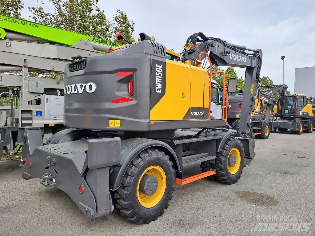 Volvo EWR150E Lastik tekerli ekskavatörler