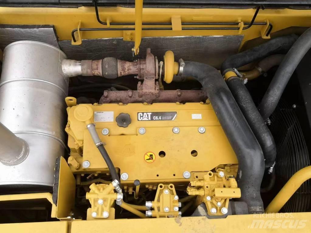 CAT 320 D Paletli ekskavatörler