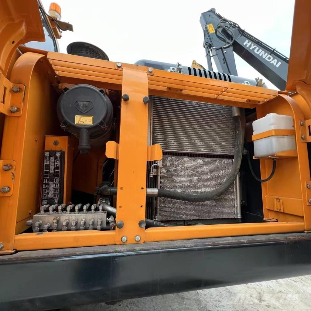 Hyundai R220LC-9S Midi ekskavatörler 7 - 12 t