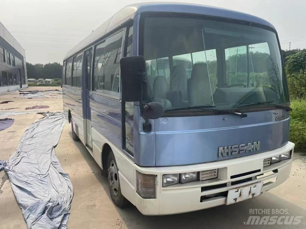 Nissan Civilian Sehirlerarasi otobüsler