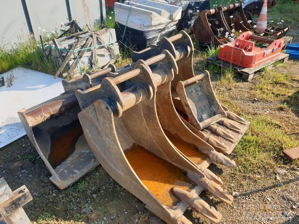 Komatsu PW118MR-11 Lastik tekerli ekskavatörler