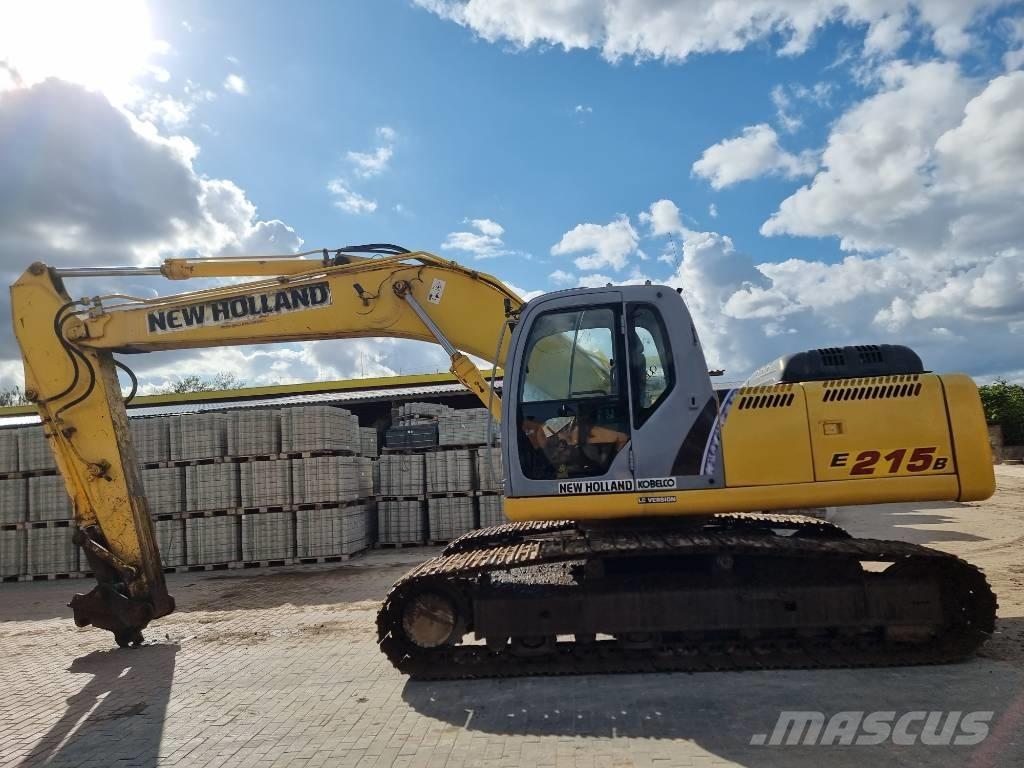 New Holland 215B Paletli ekskavatörler