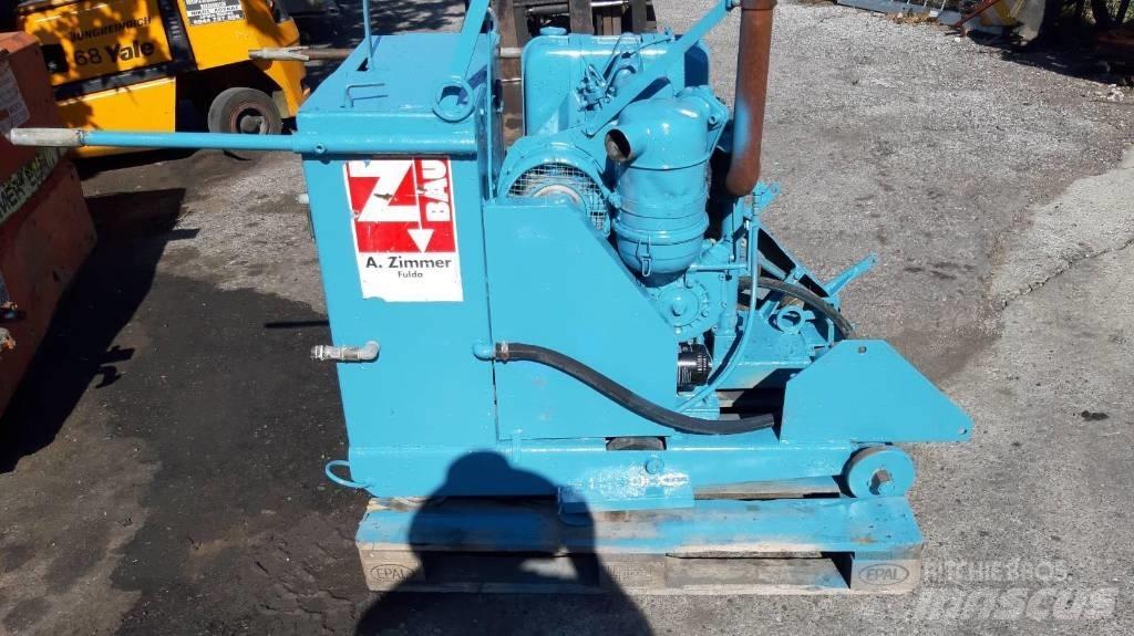 Hanix 32 HP Diger