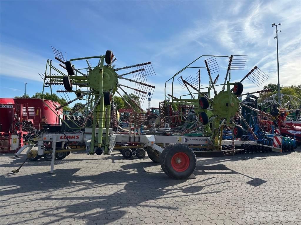 CLAAS Liner 3000 Kendi yürür saman makinaları