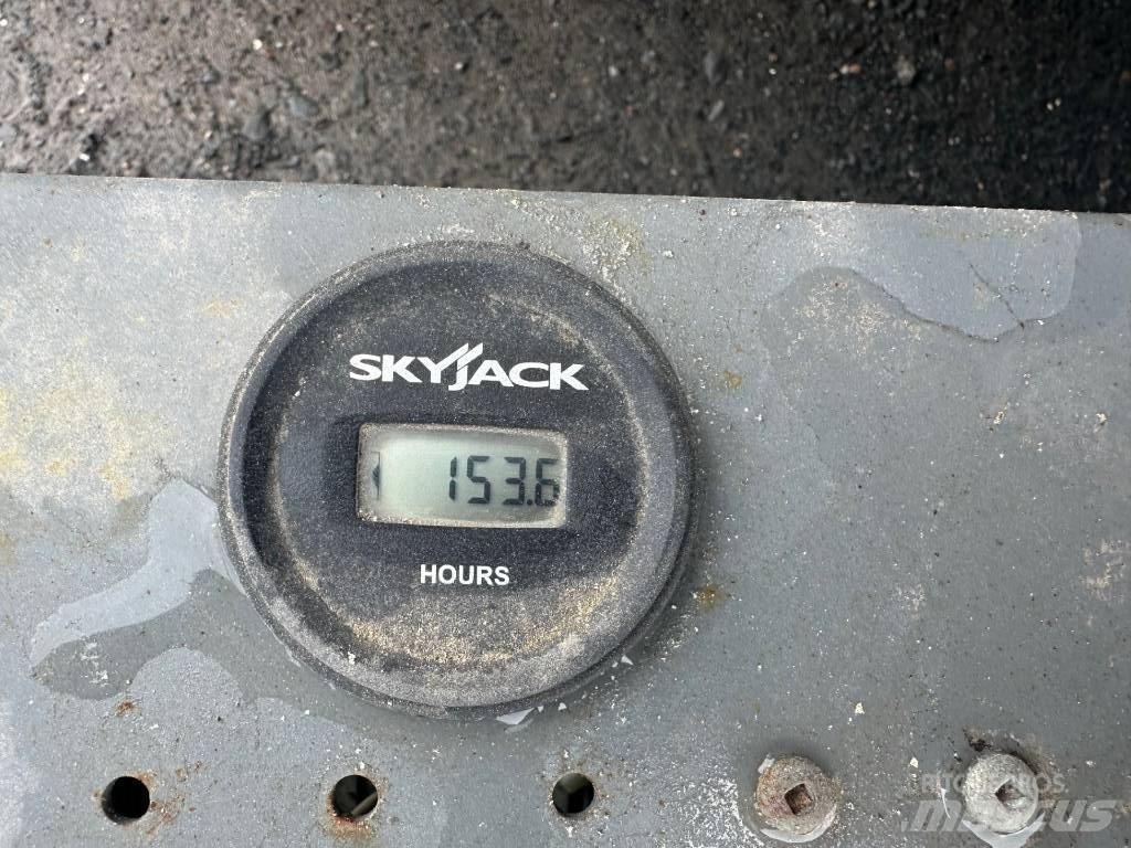 SkyJack SJ 3219 Makasli platformlar