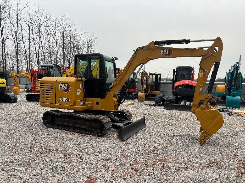 CAT 306E2 Mini ekskavatörler, 7 tona dek
